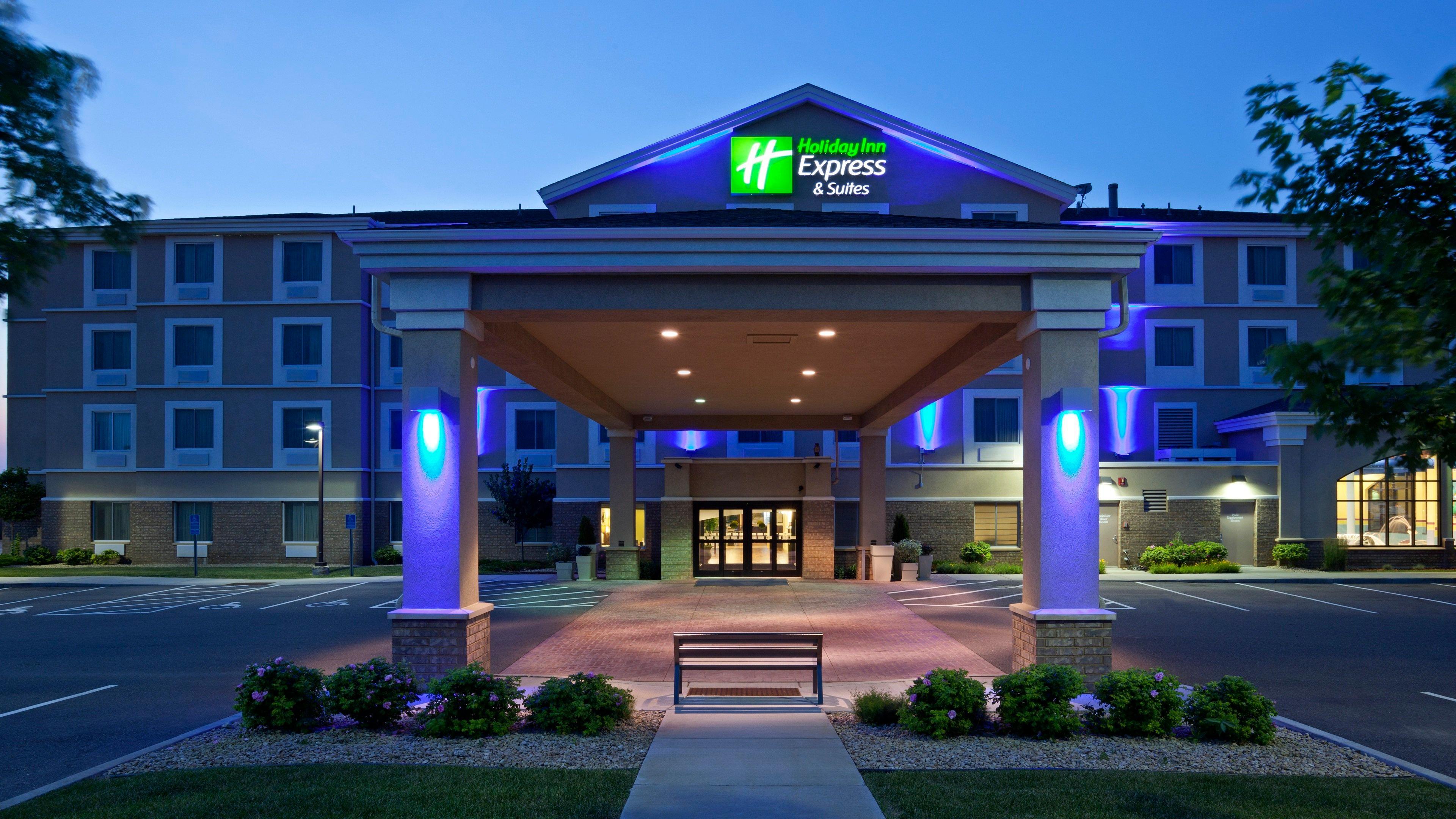 Holiday Inn Express Hotel & Suites Rogers By Ihg Dış mekan fotoğraf