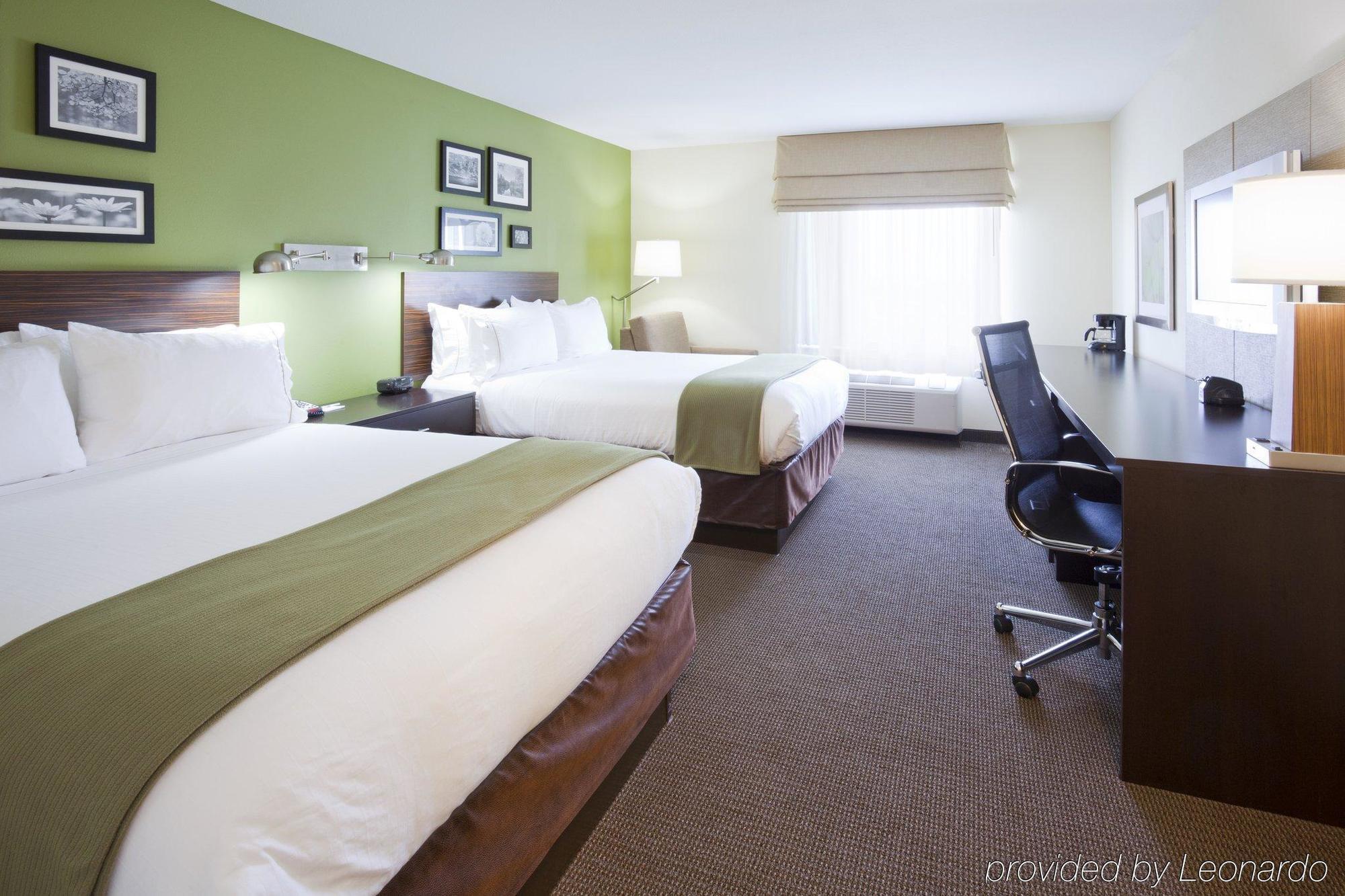 Holiday Inn Express Hotel & Suites Rogers By Ihg Dış mekan fotoğraf