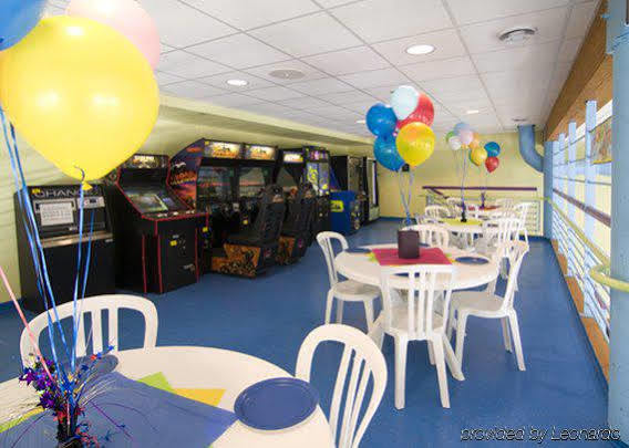 Holiday Inn Express Hotel & Suites Rogers By Ihg Konforlar fotoğraf